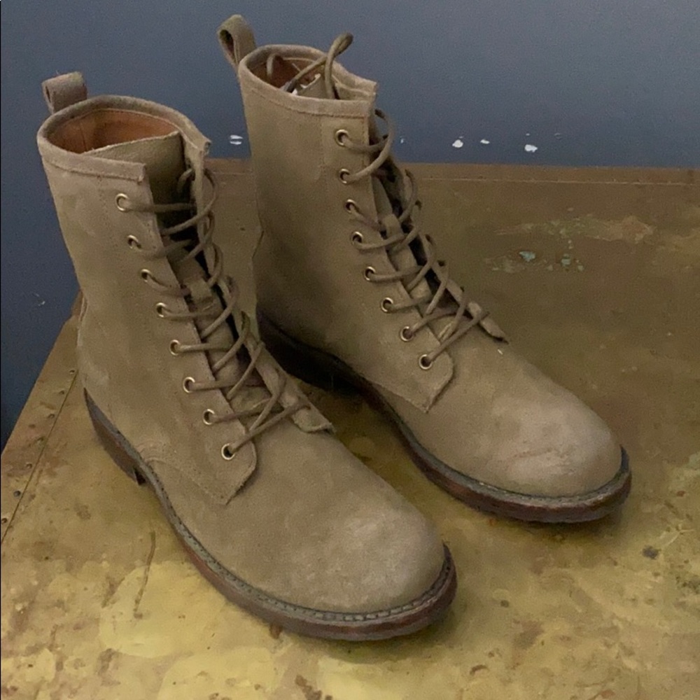 Frye Veronica Combat 70588 | Sage 8.5